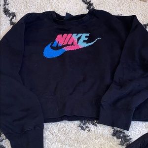 Nike cropped crew neck